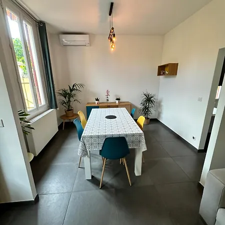 Maison Au Calme Avec Jardin Otel *
