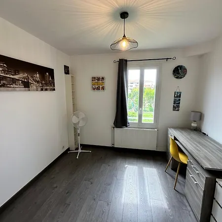 Maison Au Calme Avec Jardin Hotel